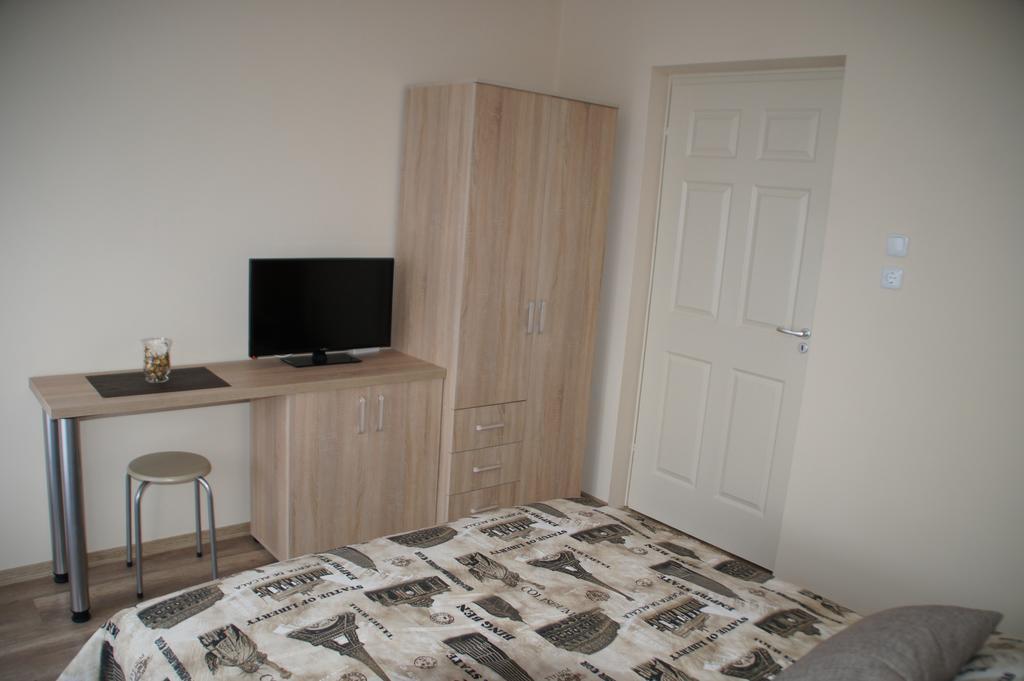 Fonix Apartman Daire Gyula Dış mekan fotoğraf